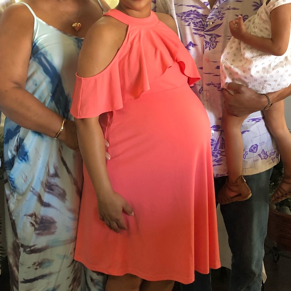 Cold shoulder ruffle maternity dress